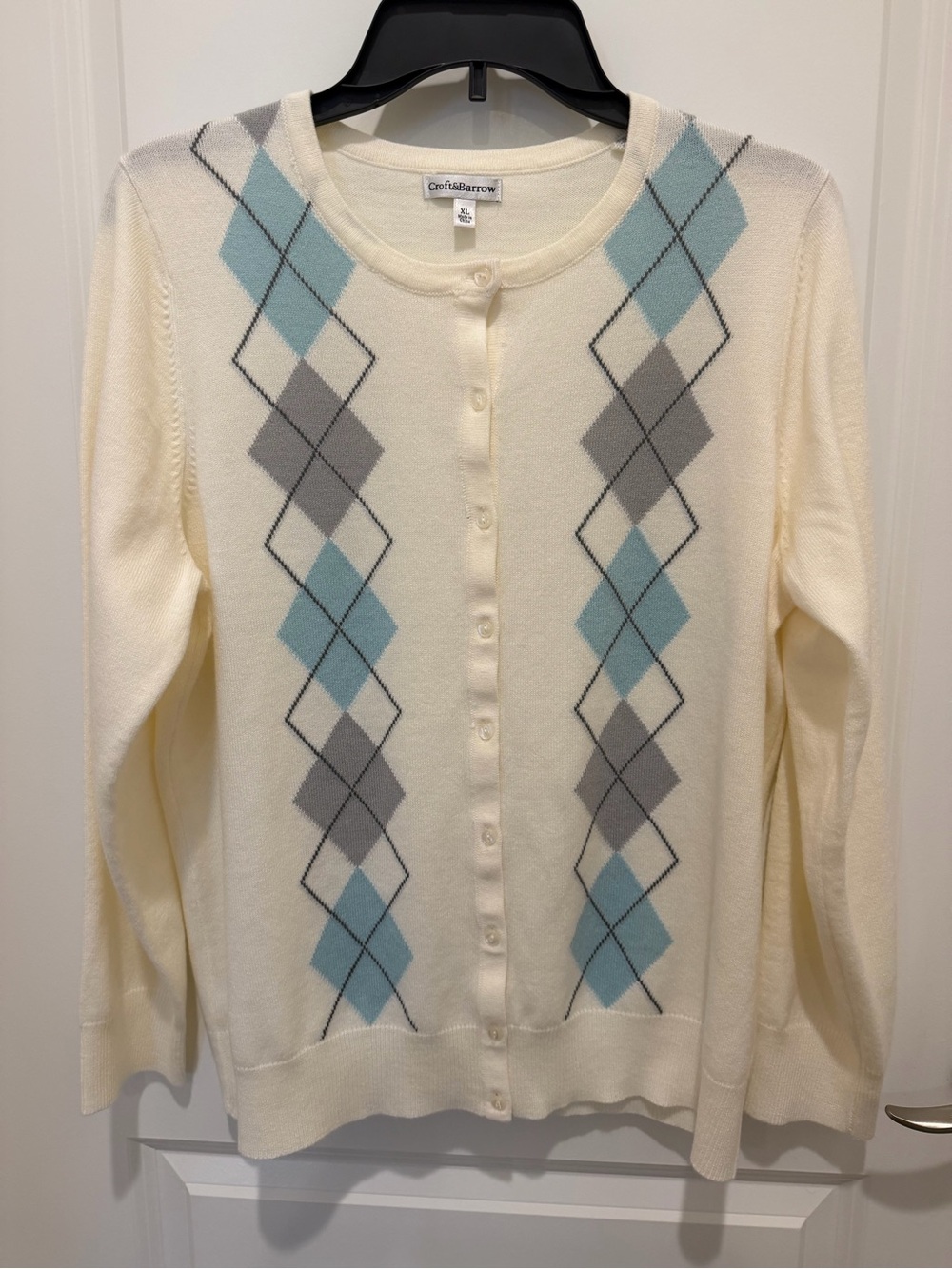 Croft & Barrow Cream Argyle Button-Front Sweater